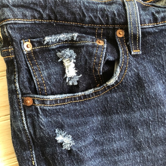 Women’s High Waist Levi’s Button Fly Jeans - Picture 3 of 12